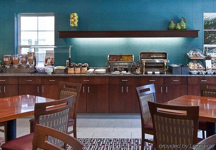 Residence Inn Boston Foxborough Restoran fotoğraf